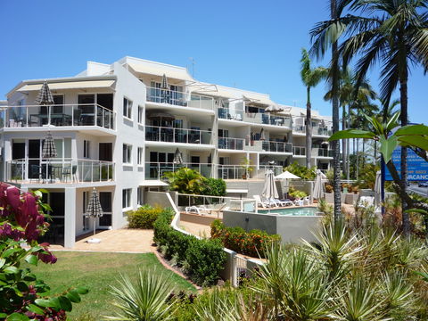Regatta Riverfront Apartments - New South Wales Tourism  0