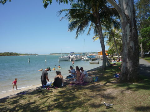 Regatta Riverfront Apartments - New South Wales Tourism  1