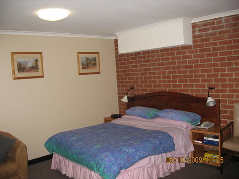 Richmond Lodge - New South Wales Tourism  2