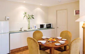 Royal Woods Resort - New South Wales Tourism  1