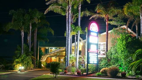 Sapphire Waters Motor Inn - New South Wales Tourism  3