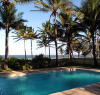 Sarina Beach Motel