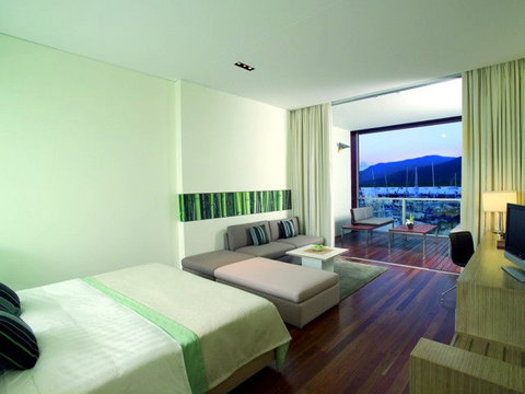 Shangri-La Hotel, The Marina, Cairns - New South Wales Tourism  4