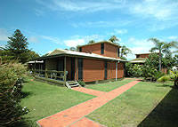 Shelly Beach Cabins - New South Wales Tourism  8