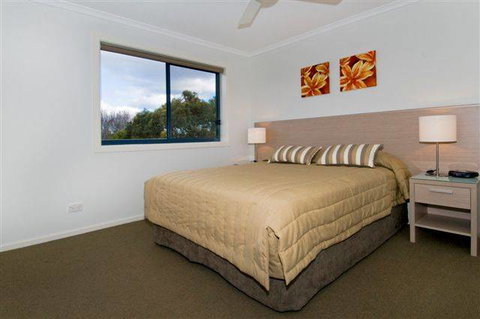 South Pacific Apartments - New South Wales Tourism  5