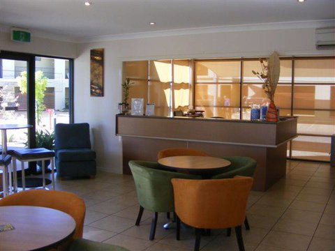 Spinifex Motel - New South Wales Tourism  3