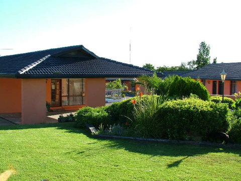 Stagecoach Inn Motel - New South Wales Tourism  0