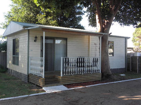 Sunnyside Caravan Park - New South Wales Tourism  1