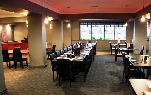 Sunshine Motor Inn - New South Wales Tourism  4