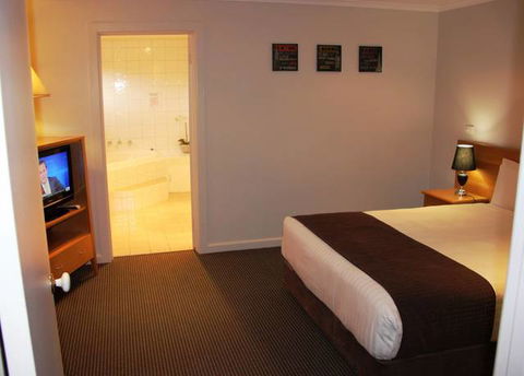 Sunshine Motor Inn - New South Wales Tourism  8