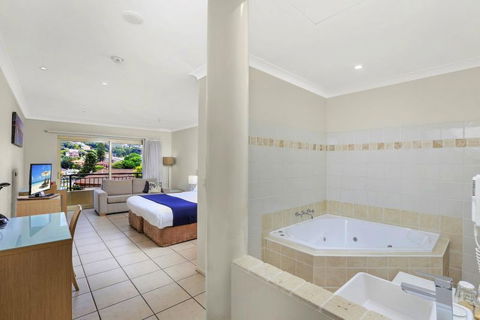 Terrigal Sails - New South Wales Tourism  15