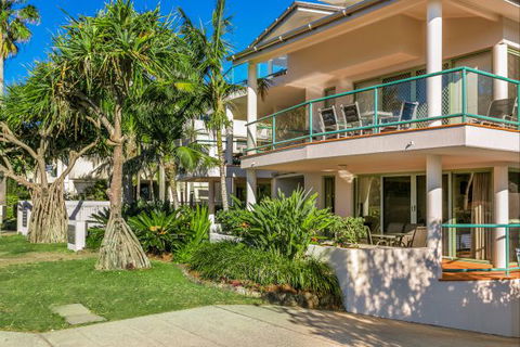 A Summer Cottage - New South Wales Tourism  345