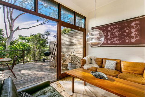 A Summer Cottage - New South Wales Tourism  385