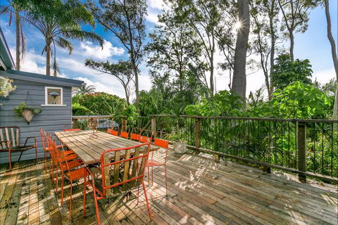 A Summer Cottage - New South Wales Tourism  390