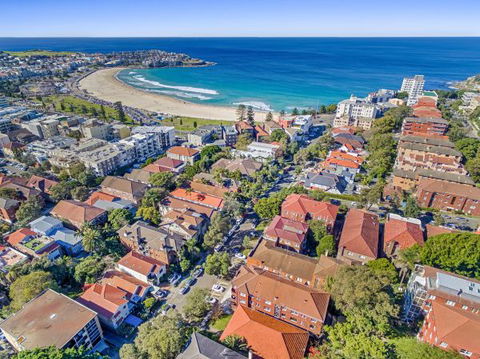 A Summer Cottage - New South Wales Tourism  379