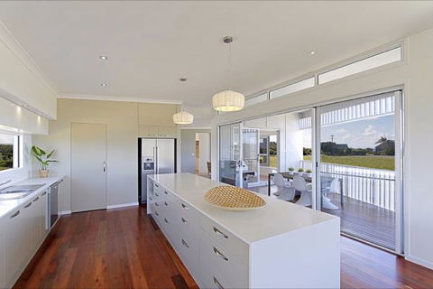 A Summer Cottage - New South Wales Tourism  278