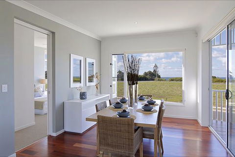 A Summer Cottage - New South Wales Tourism  279