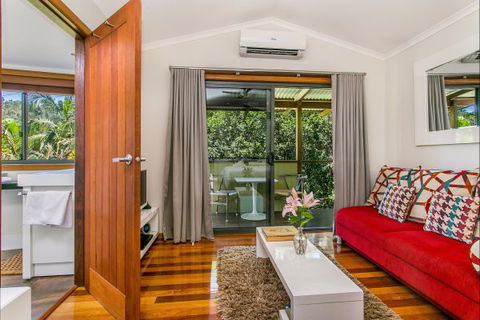 A Summer Cottage - New South Wales Tourism  285