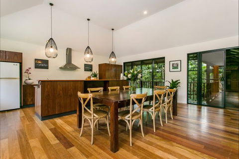 A Summer Cottage - New South Wales Tourism  102