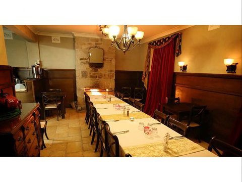 Capertee Royal Hotel - New South Wales Tourism  2