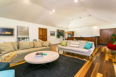 A Summer Cottage - New South Wales Tourism  73