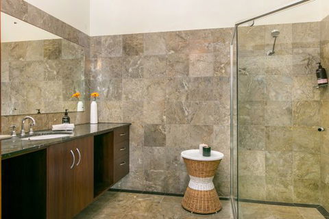 A Summer Cottage - New South Wales Tourism  76