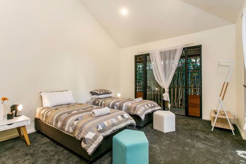 A Summer Cottage - New South Wales Tourism  77