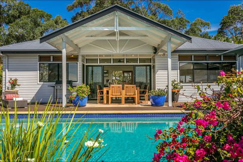 A Summer Cottage - New South Wales Tourism  89