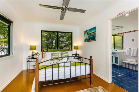 A Summer Cottage - New South Wales Tourism  92