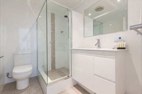 Cottesloe Samsara Apartment - New South Wales Tourism  6