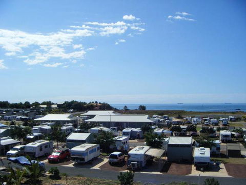 The Cove Holiday Village - New South Wales Tourism  0