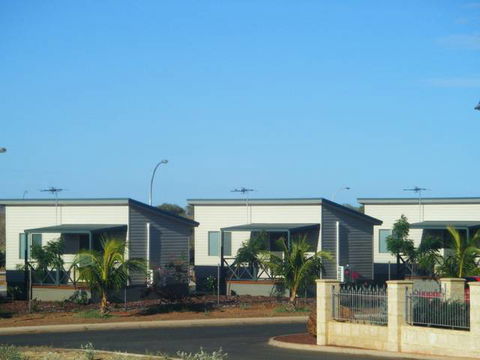 The Cove Holiday Village - New South Wales Tourism  1