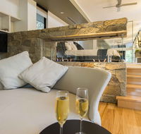 The Feathered Nest - Luxury Wildlife Retreat - New South Wales Tourism 