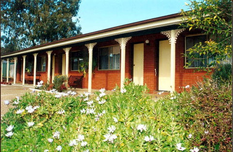 Junction Motor Inn - New South Wales Tourism  1