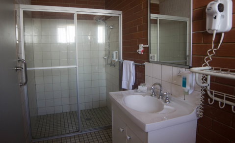 Junction Motor Inn - New South Wales Tourism  9