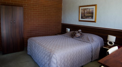 Junction Motor Inn - New South Wales Tourism  10