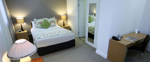 The Manor Apartment Hotel - New South Wales Tourism  0