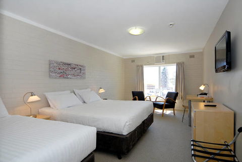 The Murray Hotel - New South Wales Tourism  0