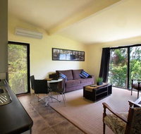 The Shingles Riverside Cottages - New South Wales Tourism 