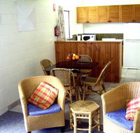 Ti Tree Holiday Apartments - New South Wales Tourism 