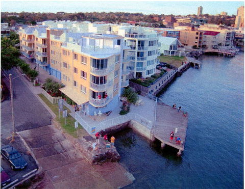 Tripcony Quays - New South Wales Tourism  0