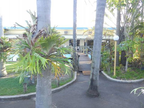 Tropical Gardens Motor Inn - New South Wales Tourism  1