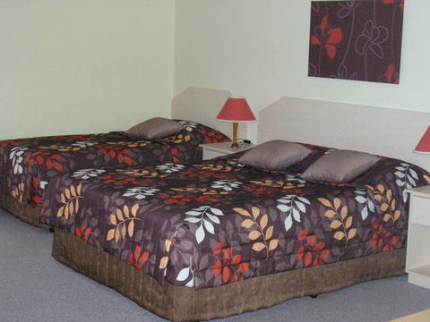 Tuckerbox Motor Inn - New South Wales Tourism  6