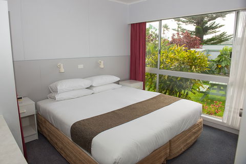 Tudor Apartments - New South Wales Tourism  0