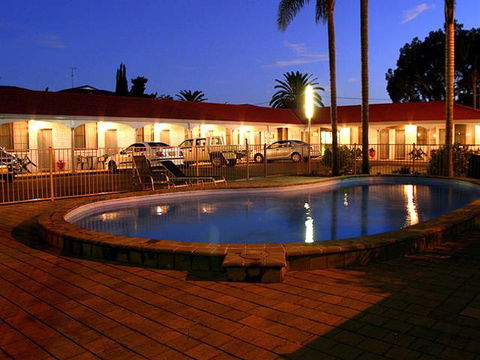 Tuncurry Beach Motel - New South Wales Tourism  0