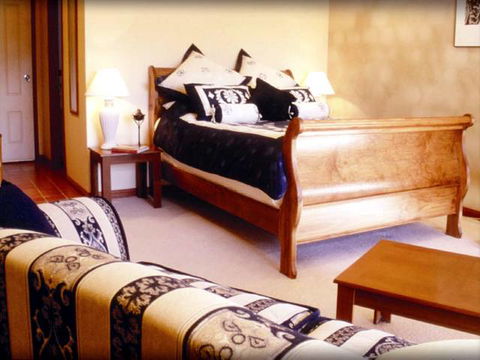 Estate Tuscany - New South Wales Tourism  1