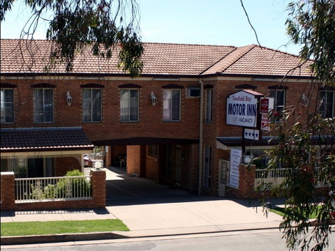 Twofold Bay Motor Inn - New South Wales Tourism  1