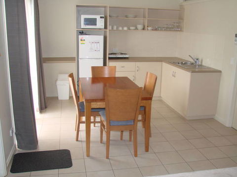 Vine Court Barossa - New South Wales Tourism  0