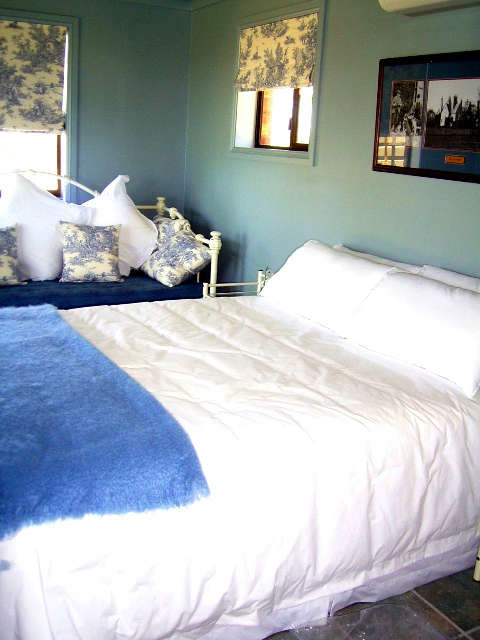 Walls Court Bed & Breakfast - New South Wales Tourism  0