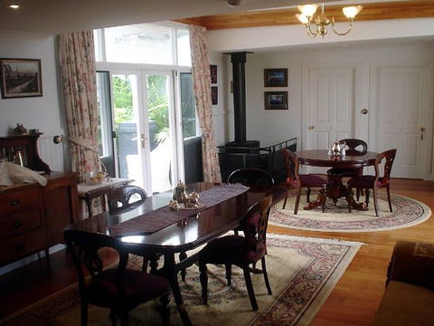 Walton House B&B - New South Wales Tourism  2